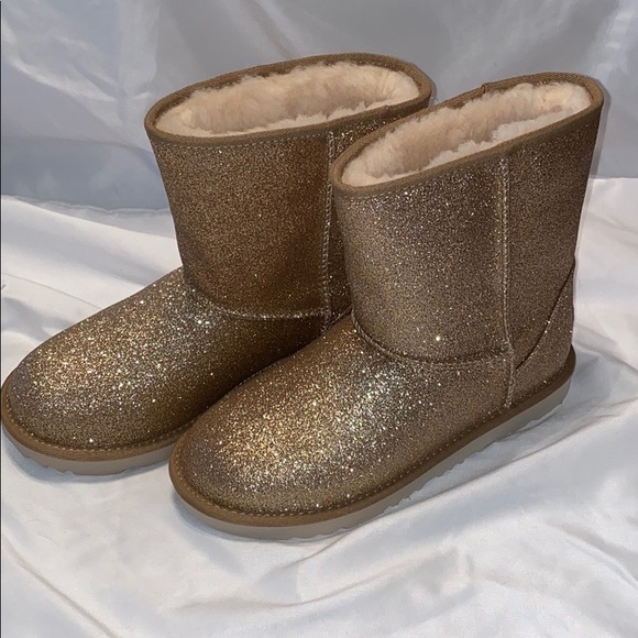 UGG Other - Ugg - classic short gold glitter